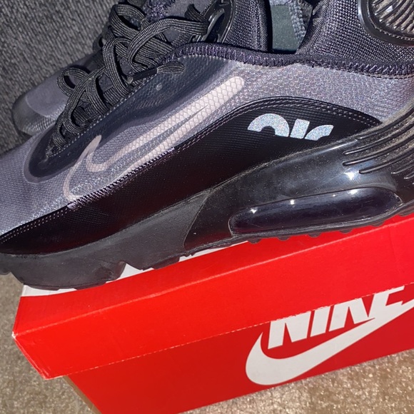 Nike Air Max 2090
Men's Shoe
Size 13
Style BV9977-001 - Picture 7 of 11